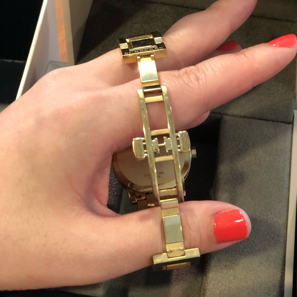 Burberry Watch - Picture 2 of 10